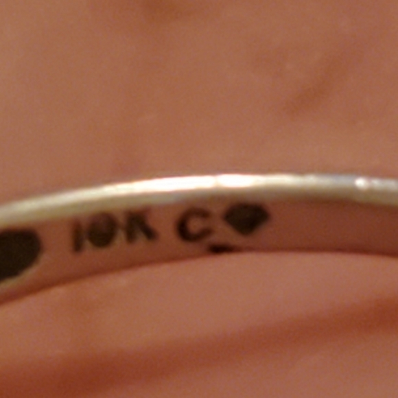 10k wg blue topaz/diamond ring - Picture 8 of 10